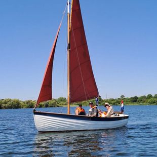 Norfolk Oyster sail no 99