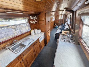52 ft cruiser stern narrowboat