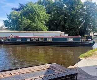 Musk Duck - A 59ft 2014 JD Boat Services Gailey Ltd 6 berth cruiser st
