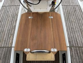 2011 Bavaria 36 Cruiser  10