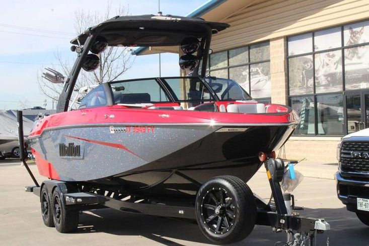 2020 Malibu wakesetter 25 lsv