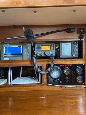 Sonar, VHF, Navtex, Eng Panel
