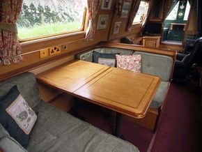 Dinette Fwrd