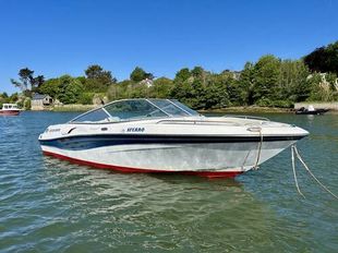 2000 Four Winns 210 Horizon