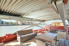 Refurbished Peniche Barge for sale, SW11