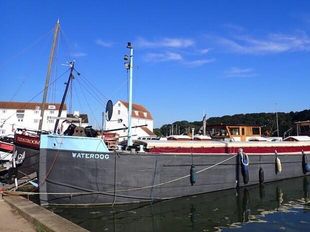 Residential 27m Humber Barge