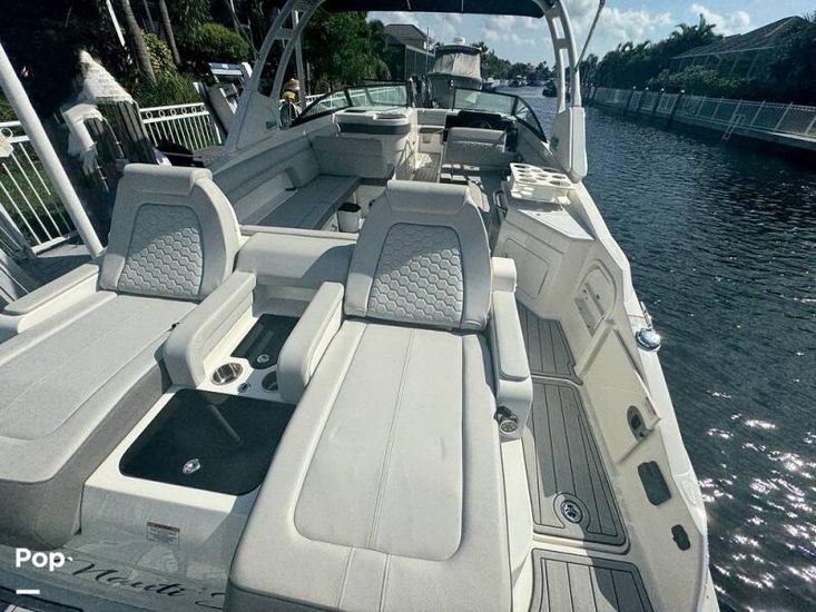 2023 Sea Ray 290 sdx