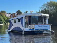 2009 Houseboat Hard Chine Aluminium Houseboat