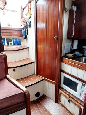 engine behind companionway steps 