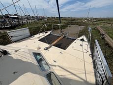 1980 Comanche 32 Motor Sailer