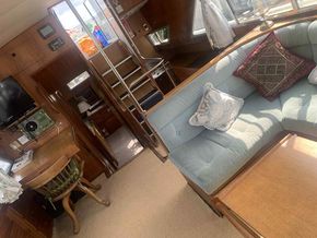 Middle cabin 2