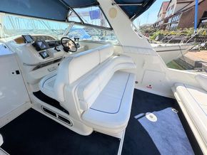 1995 Sea Ray 330 Sundancer 12