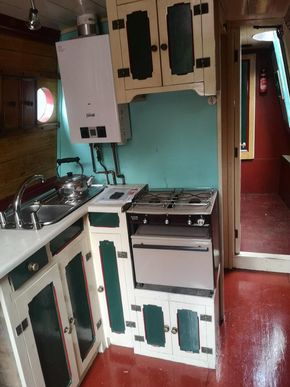 Front cabin galley