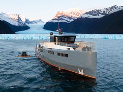 STEEL EXPLORER YACHT /  SUPPORT YACHT / SUBMARINE LAUNCH & RETRIVE