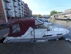 1990 Fairline Targa 27