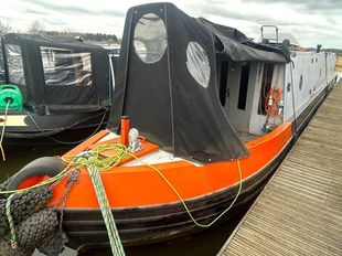 Lionheart 53ft 2000 2 berth traditional stern narrowboat