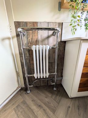 Bathroom radiator 