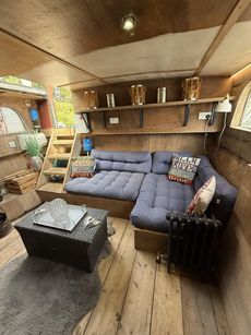 Project Widebeam houseboat liveaboard 