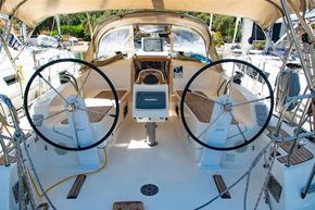 2014 Bavaria Cruiser 37 7