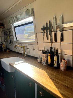 Solid oak wood kitchen surface