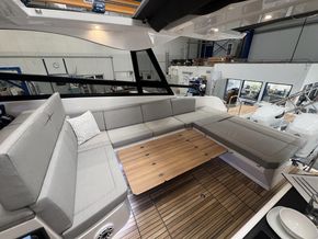 2025 Bavaria Vida HT 8