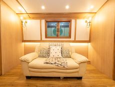 55x10 CUSTOM BUILD - BESPOKE BOAT CO