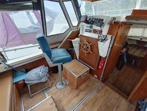Birchwood 25  - Cockpit
