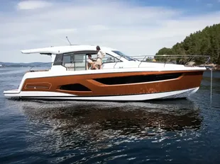 2026 Sealine C390