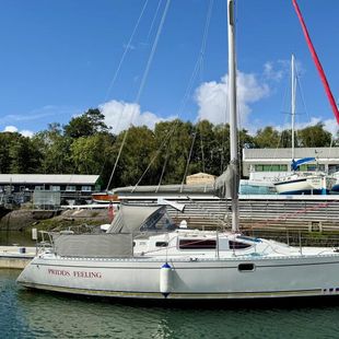 1998 Feeling 326 Lifting Keel