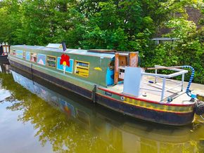 Narrowboat 57ft Cruiser Stern  - Exterior