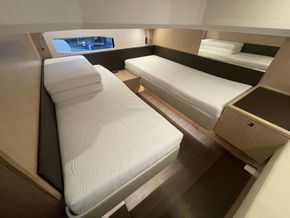 2024 Bavaria SR38HT 21