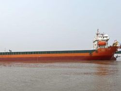 TWO SISTER MULTIPURPOSE 9000T LCT TYPE/ TRANSPORT SELF-PROPELLED BARGE