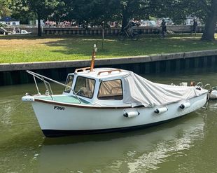 Plymouth Pilot 18