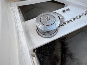 Parker 920 Explorer  - Windlass