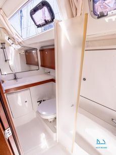 2011 Beneteau Oceanis 46