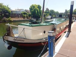 Dutch Barge with optional London mooring