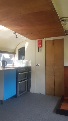 Galley Area - Cooker