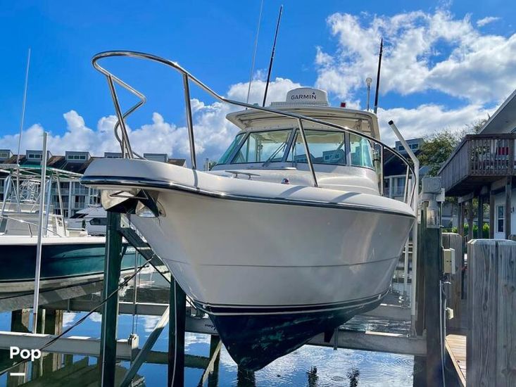 2003 Pursuit 3070 offshore