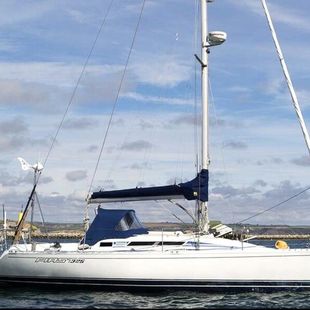 1985 Beneteau First 325 Cruising Yacht