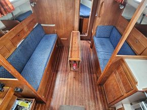 Westerly Discus 33  - Interior