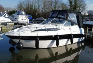 2000 Bayliner 2455