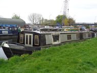57 x 10 widebeam built 2005 by Boats Broad and Narow with reverse layo