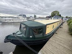 Deep End, 60ft Collingwood Widebeam 