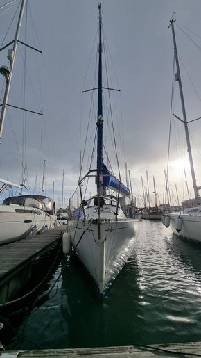 Bow On