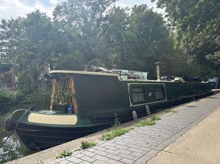 60ft Mel Davis Off Grid Liveaboard