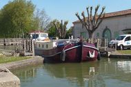 Barge
