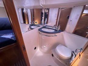 2007 Bavaria 37 Cruiser 52