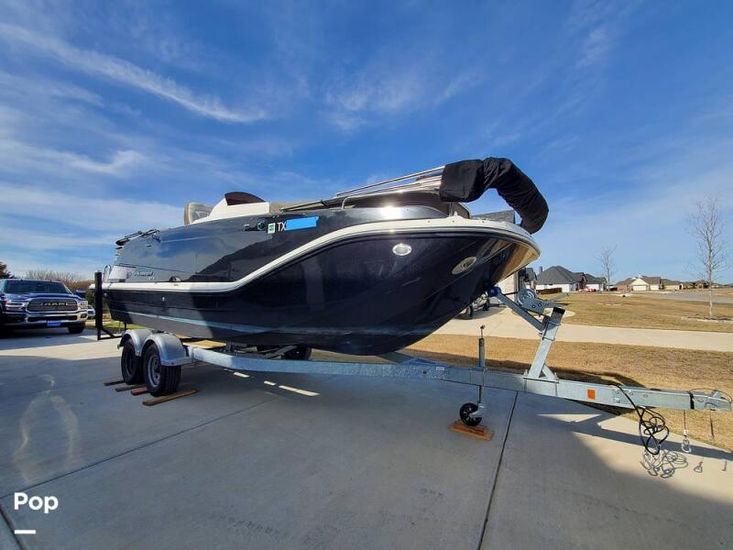 2019 Bayliner element xr7