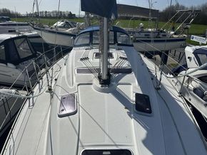 2007 Bavaria 37 Cruiser 17