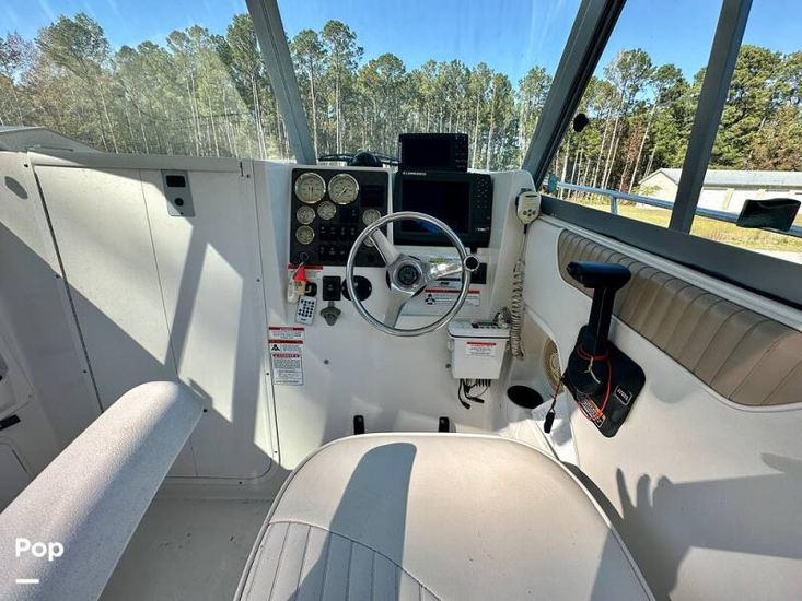 2006 Seaswirl 2600 striper